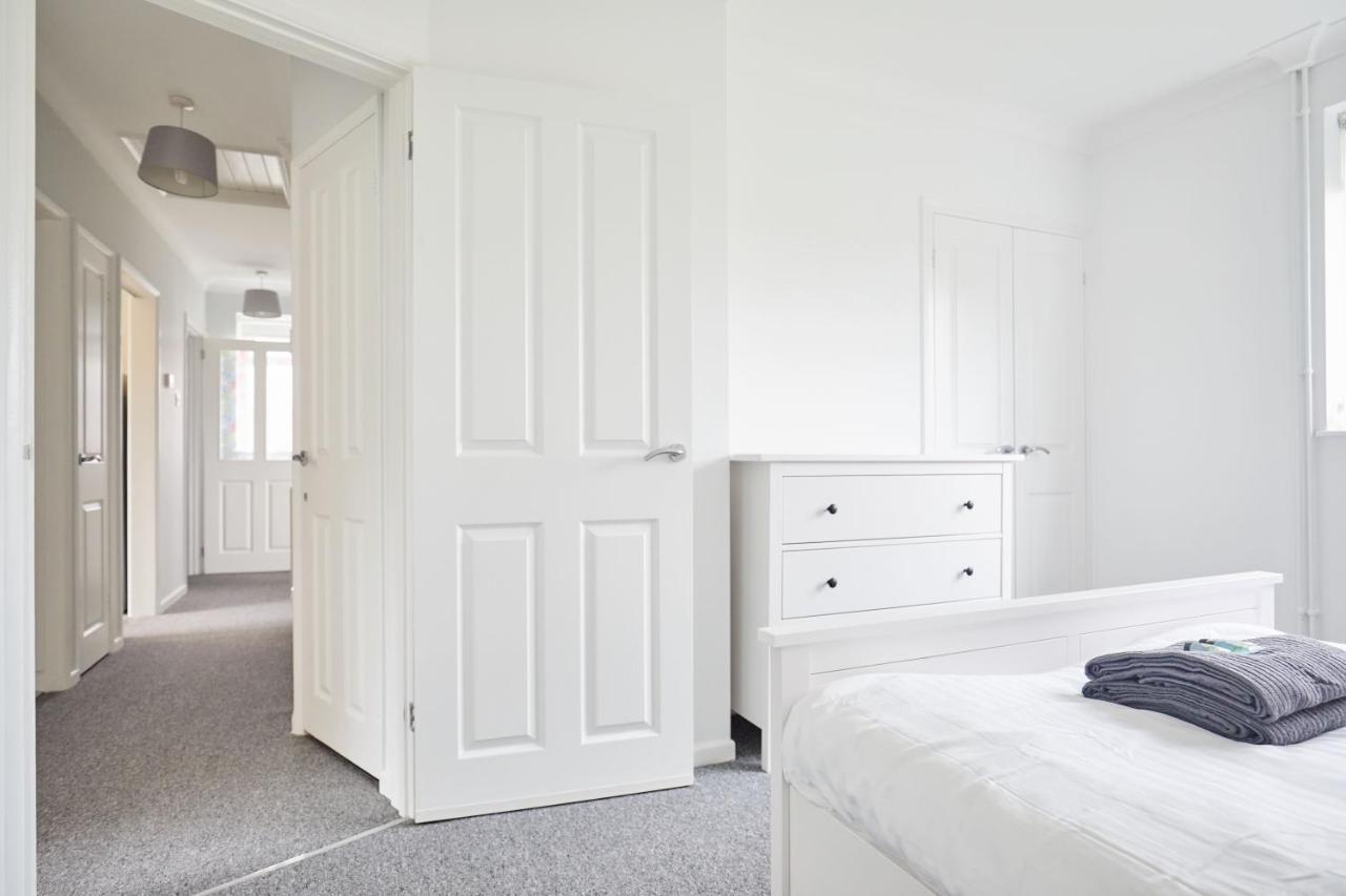 Stylish 2 Bed Apartment With Beautiful Garden NWI Exterior foto